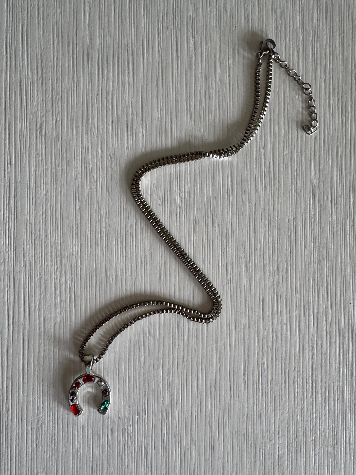 Silver Horse Shoe Necklace