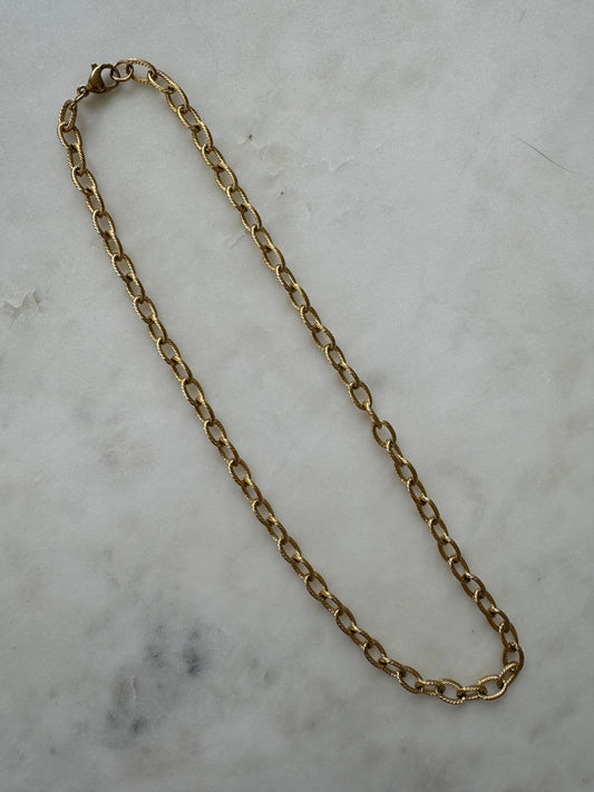 Thick Textured Link Chain