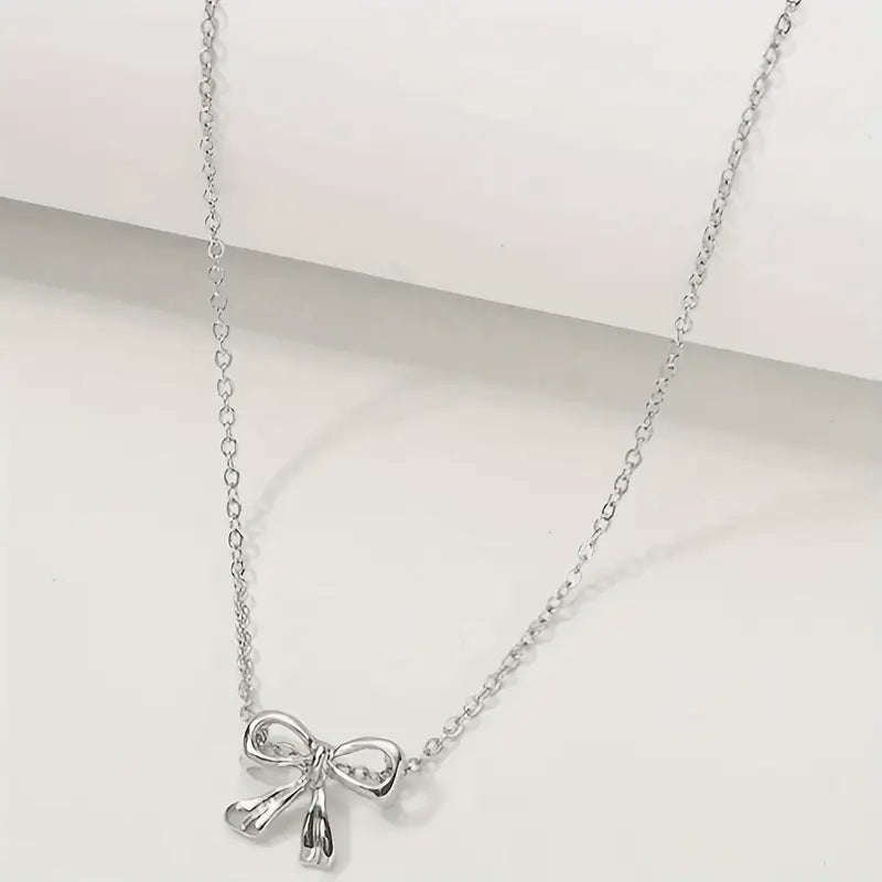 Lucky Bow Necklace